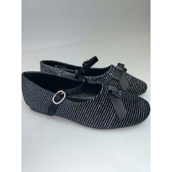 I.N.C. Girls London Black‎ and Silver Flats Size 4 M - Picture 1 of 4